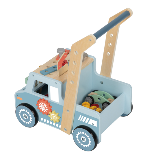 andador primeros pasos camión con herramientas de madera