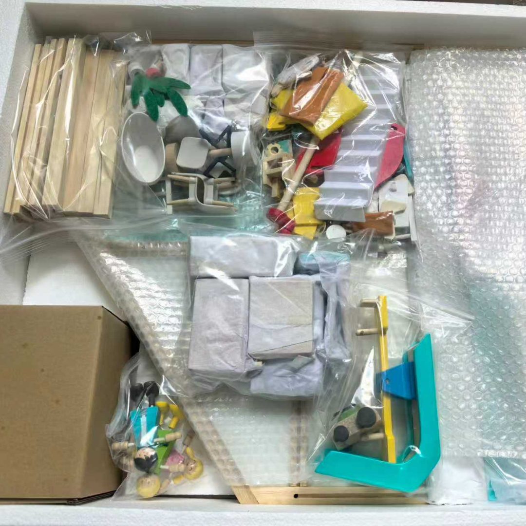 Casa de Muñecas Montessori · 4 pisos · Madera · 3 años+