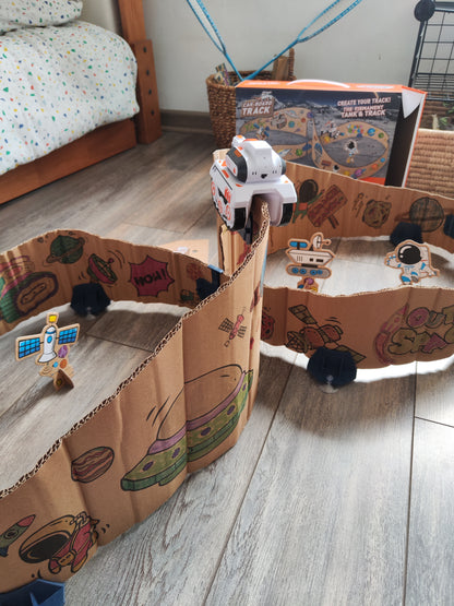 Pista Espacial en Cartón – 6 años+ (baterías incluidas)